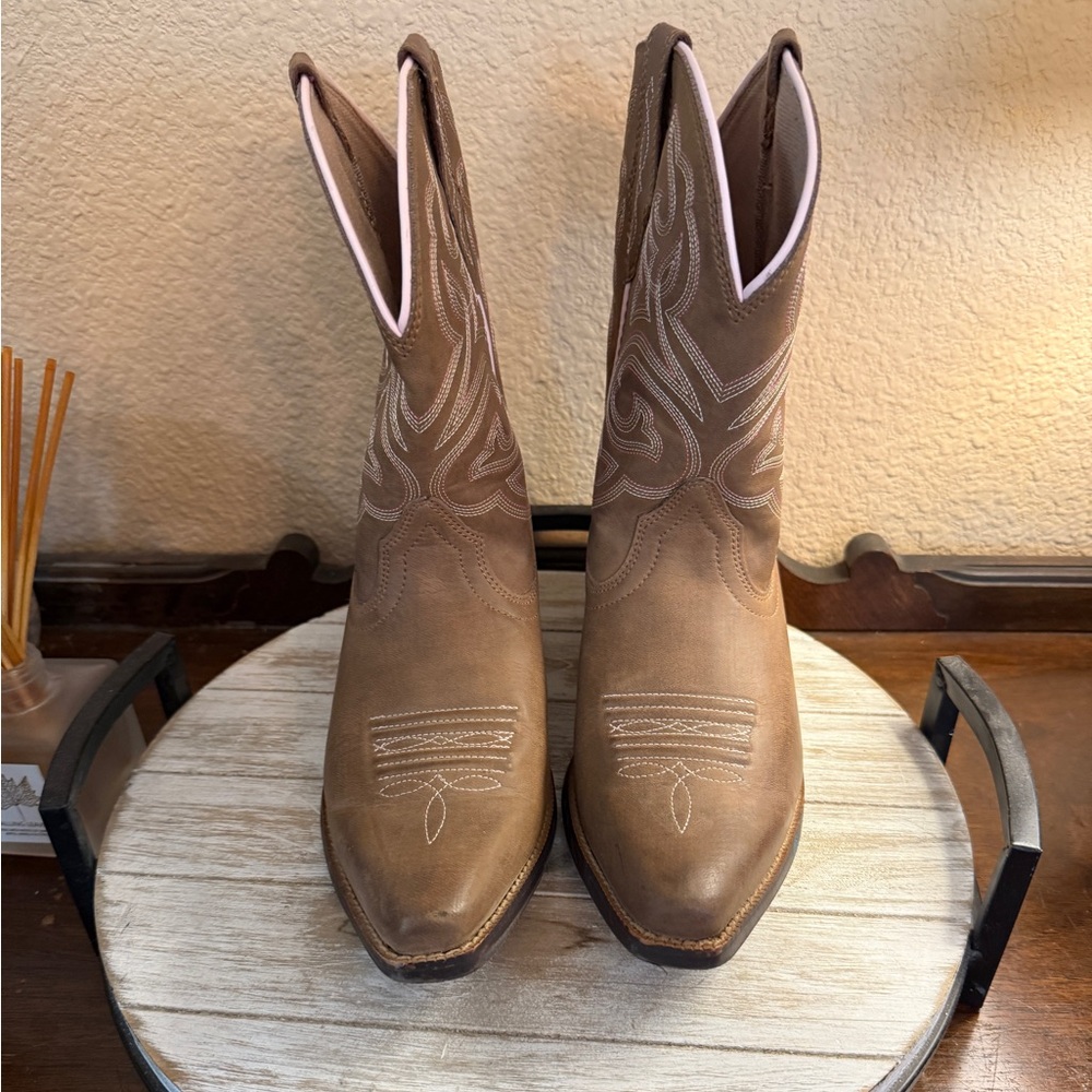 Ariat Tan Leather Boots with Pink & White Stitching - Picture 4 of 15